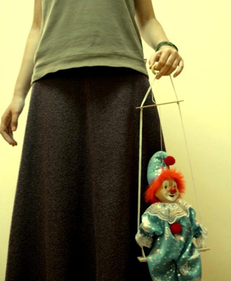 Alina Manolache - In igluuri inversate, macii