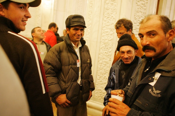 Andrei Spirache - Rosu