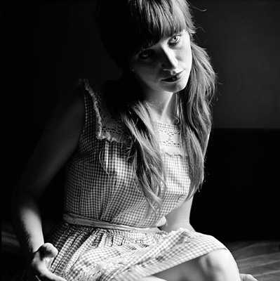 Monica Semergiu - ata este