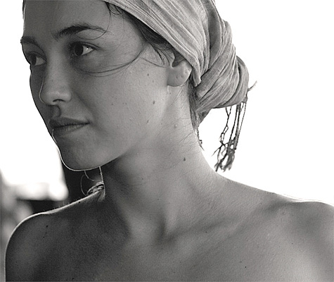 Monica Semergiu - ata este