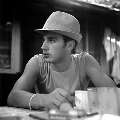 Monica Semergiu - ata este